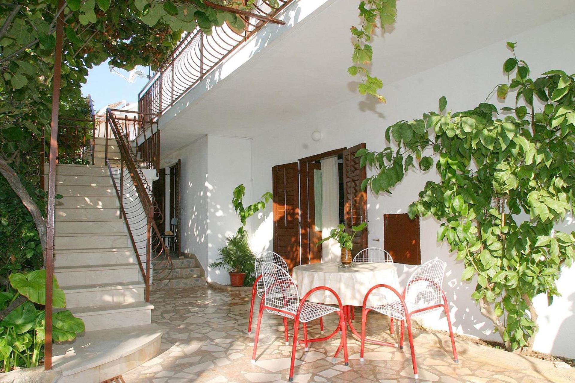 Apartments Mirja - 100M From The Beach & Parking Trogir Extérieur photo