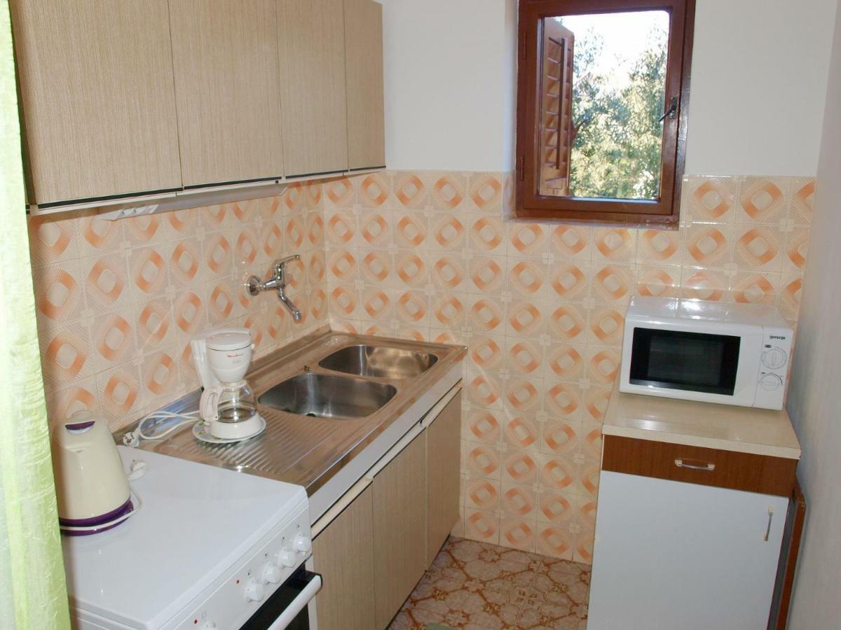 Apartments Mirja - 100M From The Beach & Parking Trogir Extérieur photo
