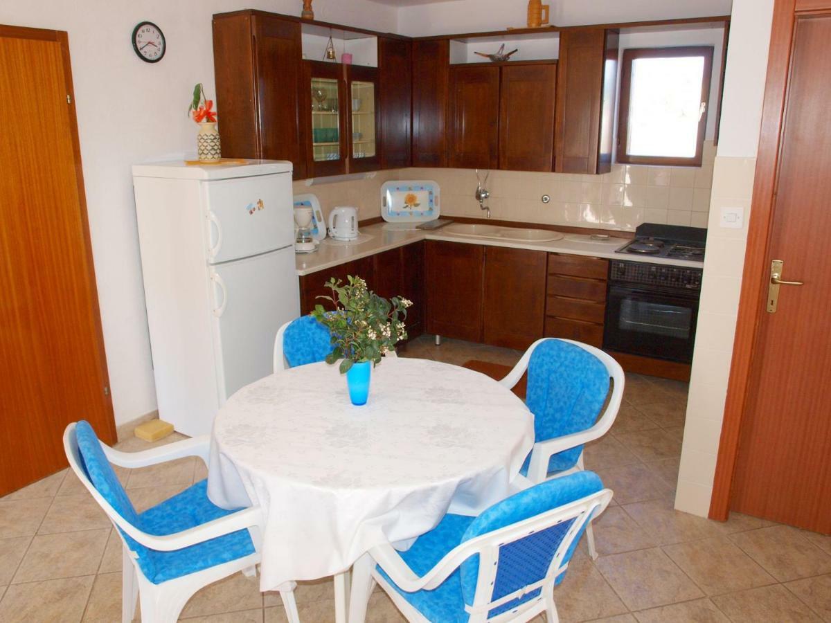 Apartments Mirja - 100M From The Beach & Parking Trogir Extérieur photo